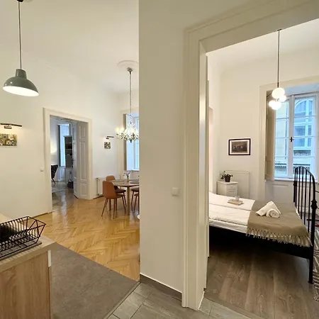 Apartment Downtown Rabbit Realtanoda19